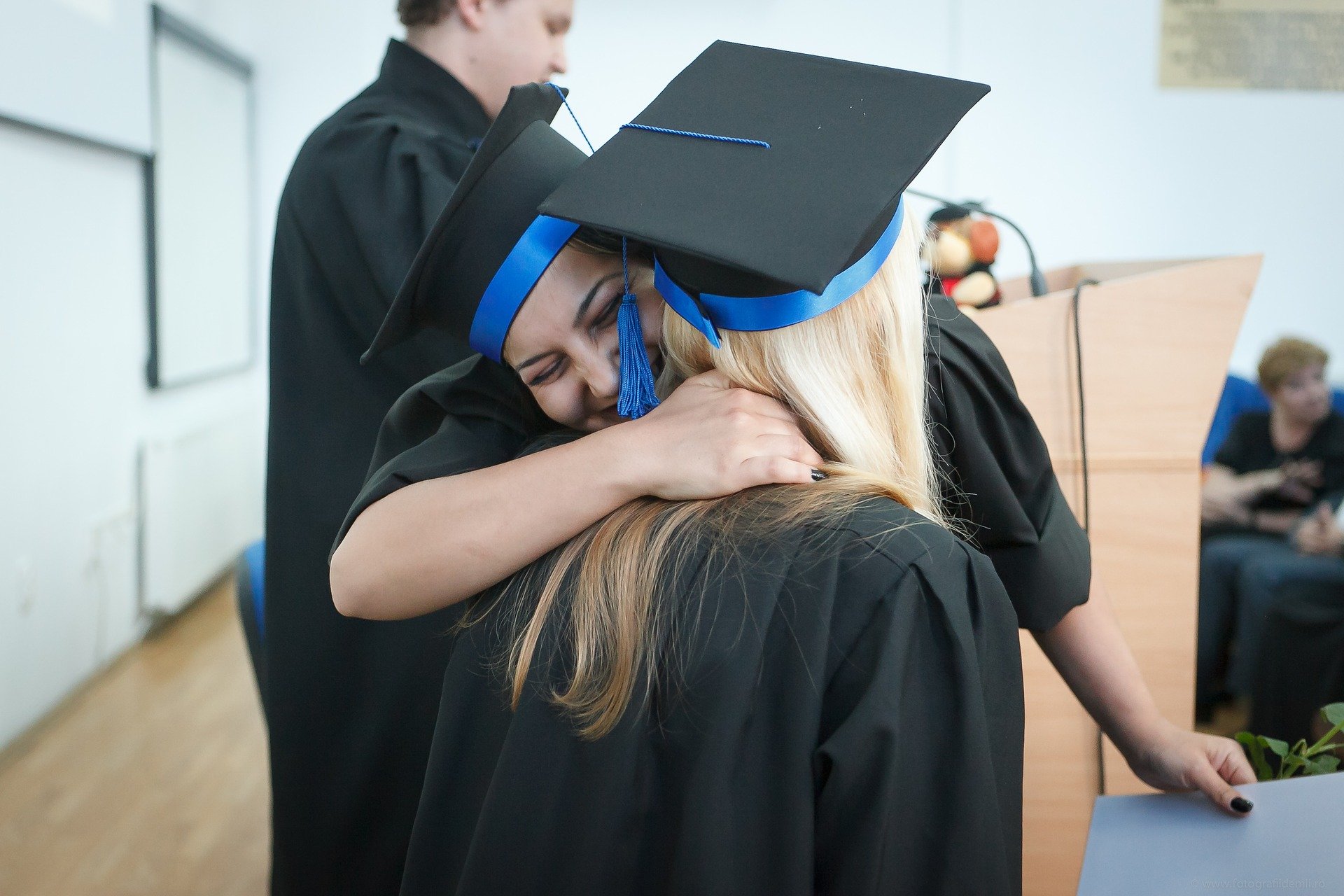 Pensione con riscatto laurea, non a tutti conviene