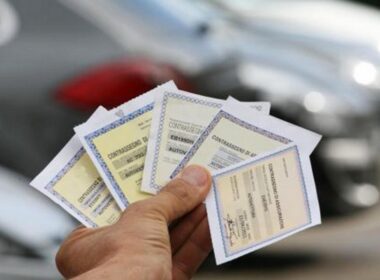 Assicurazione auto e moto a 12 euro e solo a consumo, novità bomba per la RCA con le moderne tecnologie applicate.