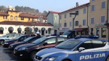 Aumento stipendio Polizia e Carabinieri