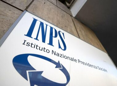 Come andare in pensione con pochi anni di contributi e non solo con la pensione di vecchiaia ordinaria nel 2023.