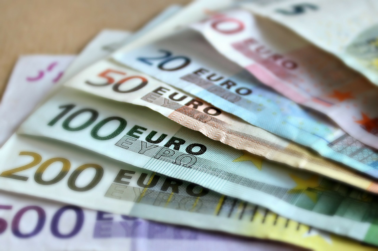 Come prendere 136 euro in più di pensione dall'INPS presentando domanda e ottenendo diritti che altrimenti sarebbero perduti
